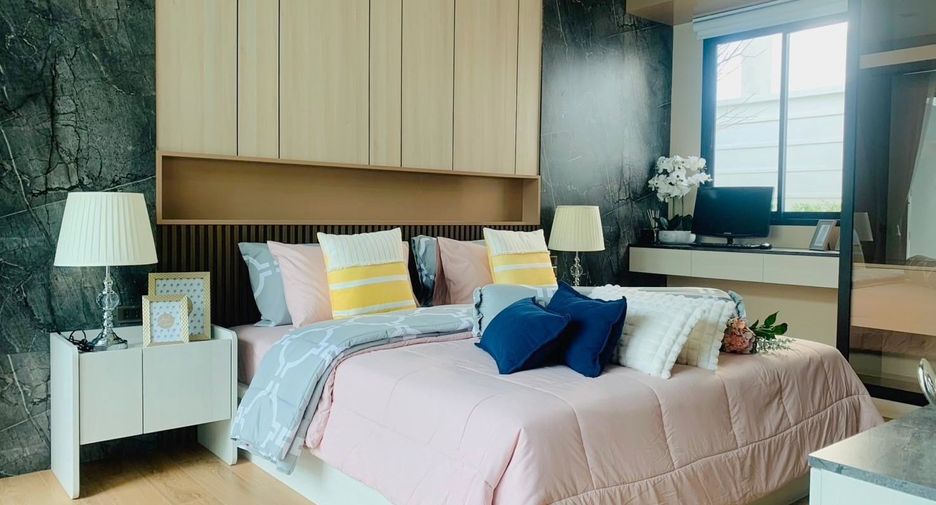 For sale 4 bedrooms house in East Pattaya, Pattaya