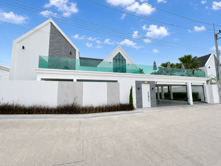 For sale 4 bedrooms house in Bang Lamung, Chonburi