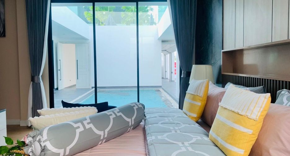 For sale 4 bedrooms house in East Pattaya, Pattaya