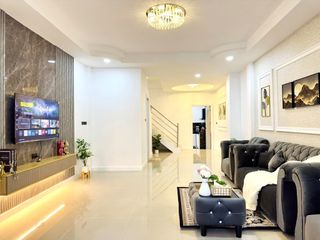 For sale 2 bedrooms townhouse in Bang Lamung, Chonburi