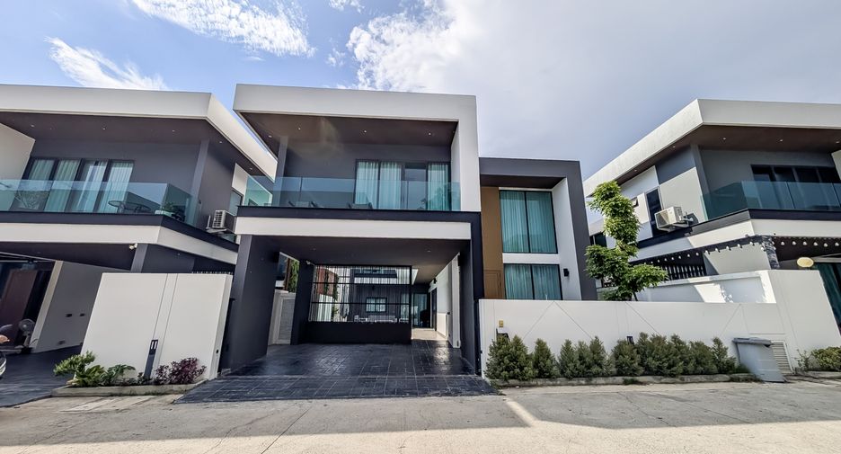 For rent 4 bedrooms house in East Pattaya, Pattaya