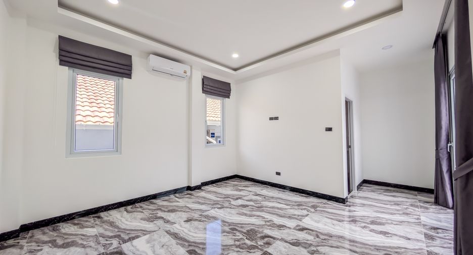 Casa en venta de 4 habitaciones en Huay Yai, Pattaya