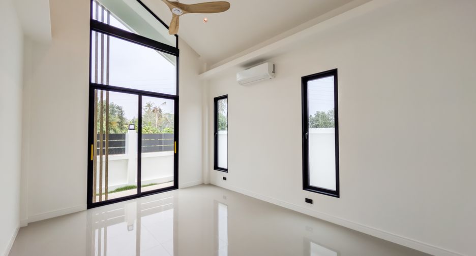 For sale 3 bedrooms house in Huay Yai, Pattaya