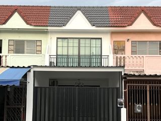 For sale 2 bedrooms townhouse in Bang Lamung, Chonburi