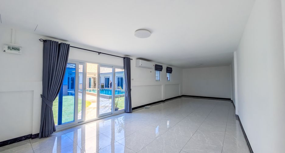 Casa en venta de 5 habitaciones en Huay Yai, Pattaya