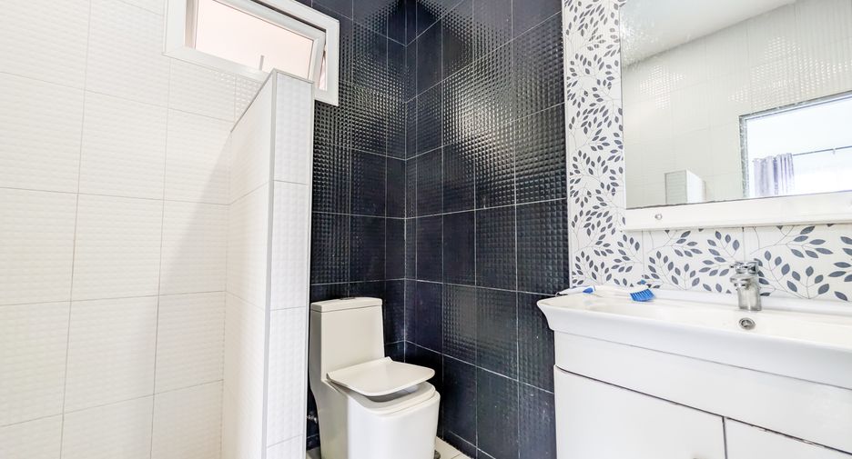Casa en venta de 5 habitaciones en Huay Yai, Pattaya