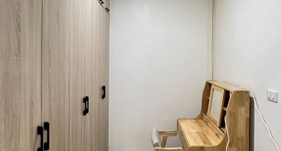 For rent 4 bedrooms house in East Pattaya, Pattaya