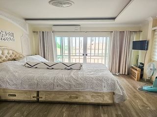 À vendre 3 chambres maison à Huay Yai, Pattaya