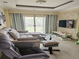 À vendre 3 chambres maison à Huay Yai, Pattaya