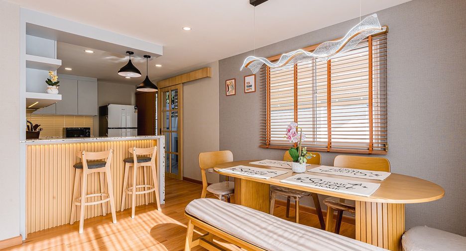 For sale 3 bedrooms house in East Pattaya, Pattaya