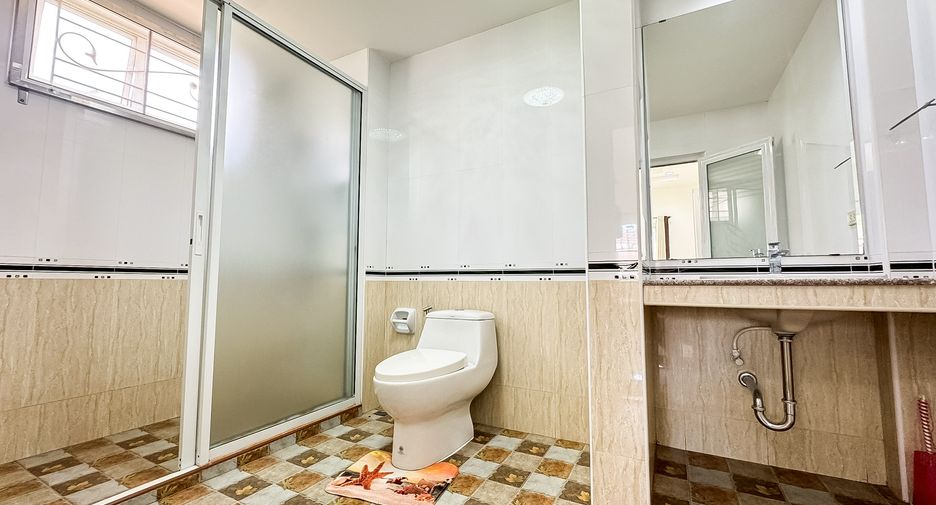 Casa en venta de 3 habitaciones en East Pattaya, Pattaya