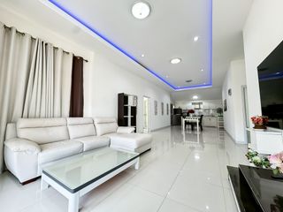 Casa en venta de 3 habitaciones en Bang Lamung, Chonburi
