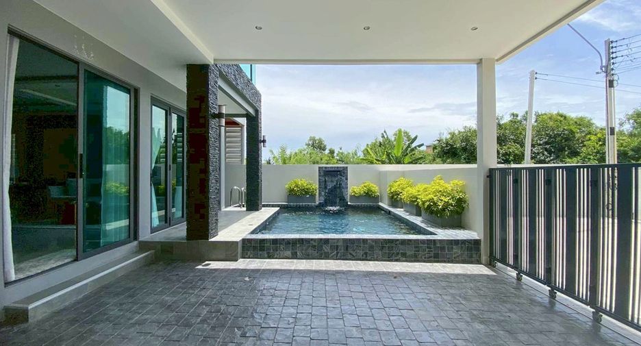 For sale 3 bedrooms house in East Pattaya, Pattaya