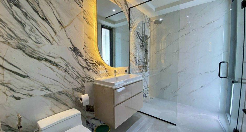 For sale 5 ベッドルーム house in East Pattaya, Pattaya
