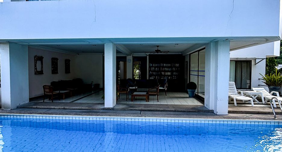 ขาย 20 ห้องนอน พื้นที่ค้าปลีก ใน พระตำหนัก, พัทยา