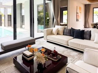 For sale 6 bedrooms house in Na Jomtien, Pattaya