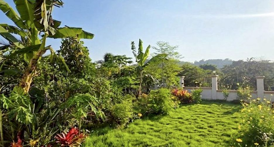 For sale 3 bedrooms house in Sattahip, Chonburi
