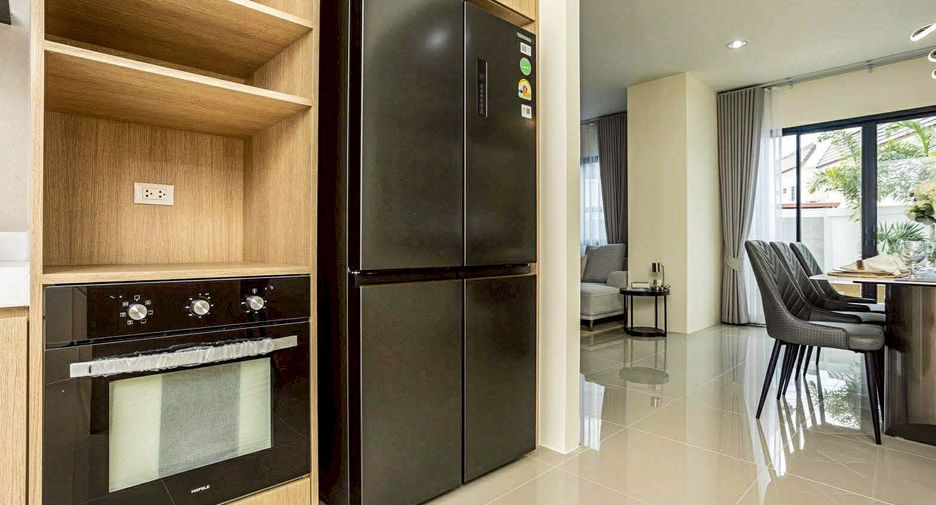 For sale 3 bedrooms house in East Pattaya, Pattaya