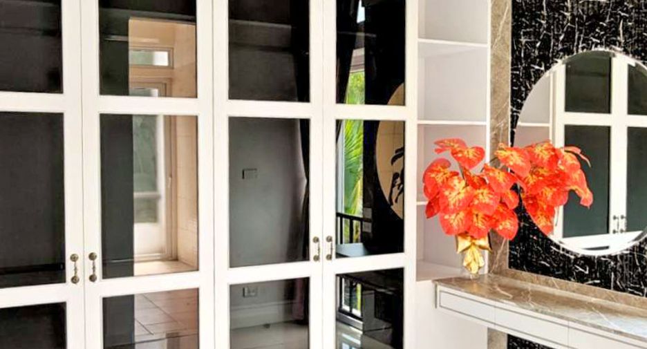 À vendre 5 chambres maison à Huay Yai, Pattaya