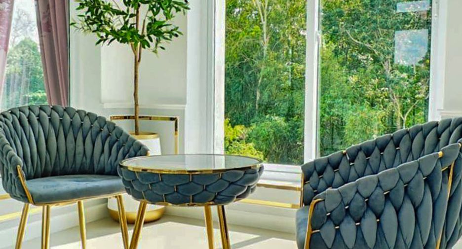 À vendre 5 chambres maison à Huay Yai, Pattaya