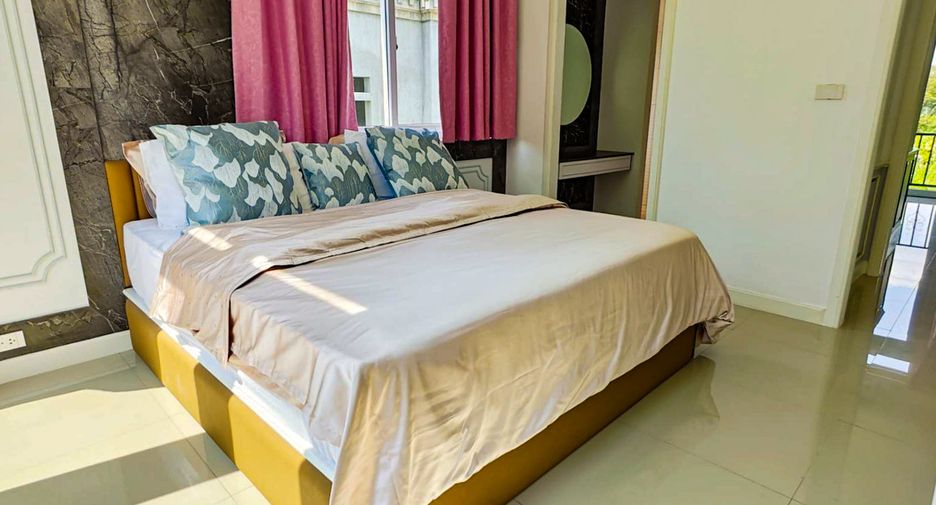 À vendre 5 chambres maison à Huay Yai, Pattaya