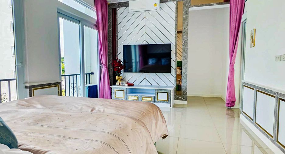 À vendre 5 chambres maison à Huay Yai, Pattaya