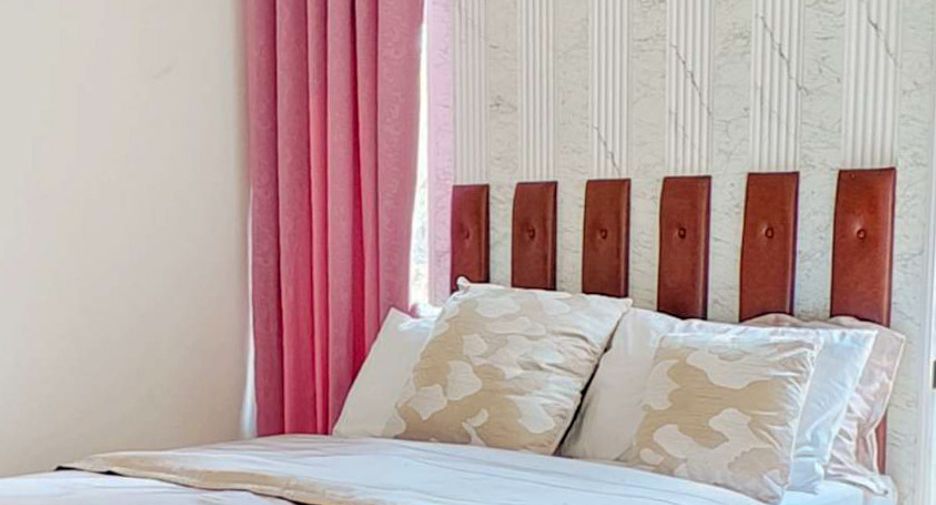 À vendre 5 chambres maison à Huay Yai, Pattaya
