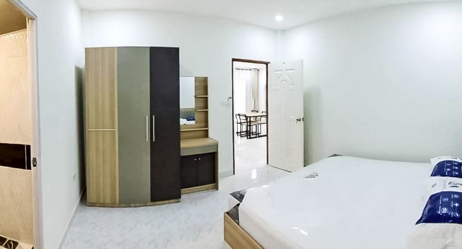 For rent 5 bedrooms house in East Pattaya, Pattaya