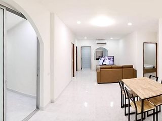 For rent 5 bedrooms house in Bang Lamung, Chonburi