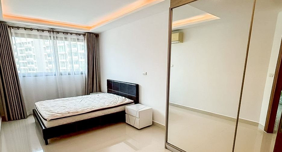 For sale 2 bedrooms condo in Jomtien, Pattaya
