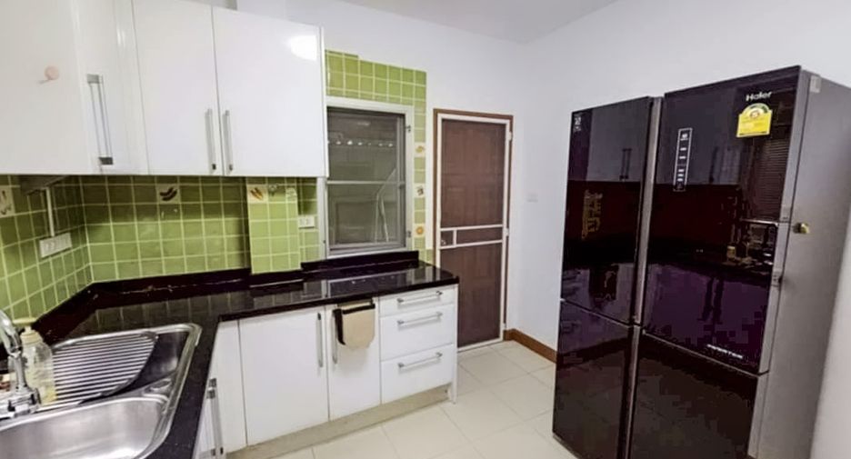 Casa en venta de 4 habitaciones en North Pattaya, Pattaya
