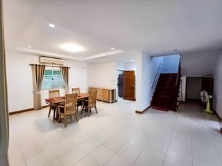 For sale 4 bedrooms house in Bang Lamung, Chonburi
