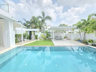 Haus zum Kauf mit 4 Zimmer in Bang Lamung, Chonburi