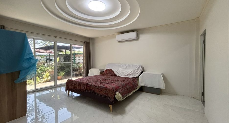 For sale 2 ベッドルーム house in Sattahip, Chonburi