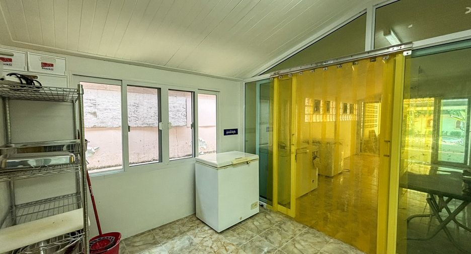 For sale 2 ベッドルーム house in Sattahip, Chonburi