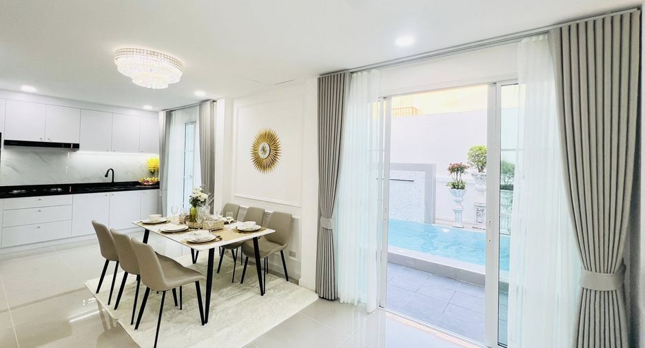 For sale 3 bedrooms house in East Pattaya, Pattaya