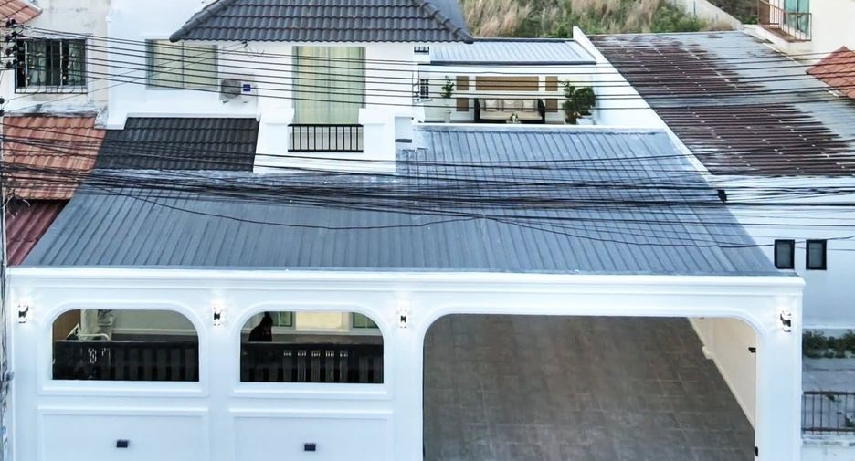 For sale 3 bedrooms house in East Pattaya, Pattaya
