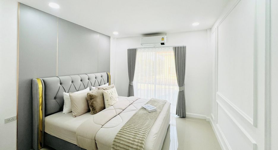 For sale 3 bedrooms house in East Pattaya, Pattaya