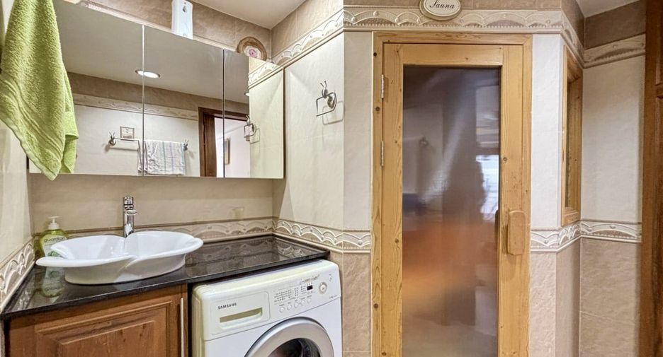 Продажа 2 спальни кондо в Йомтиен, Паттайя