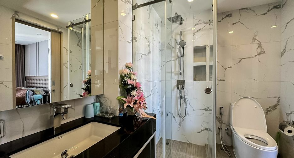 For rent 1 bed condo in Pratumnak, Pattaya