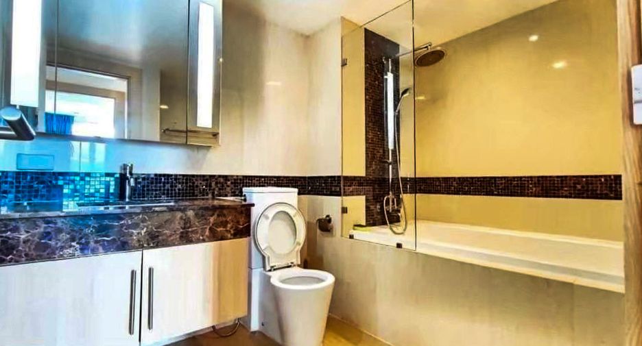 À vendre 1 chambre condo à Pratumnak, Pattaya