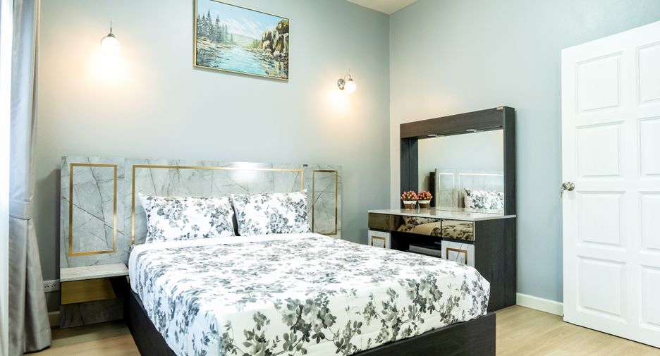 For sale 3 bedrooms house in Sattahip, Chonburi