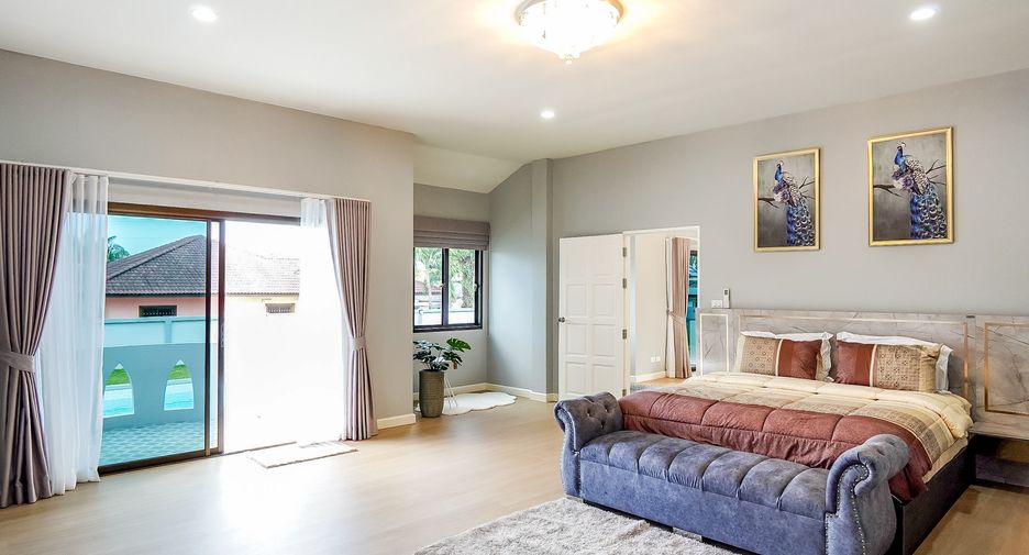 For sale 3 bedrooms house in Sattahip, Chonburi