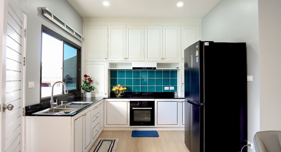 For sale 3 bedrooms house in Sattahip, Chonburi