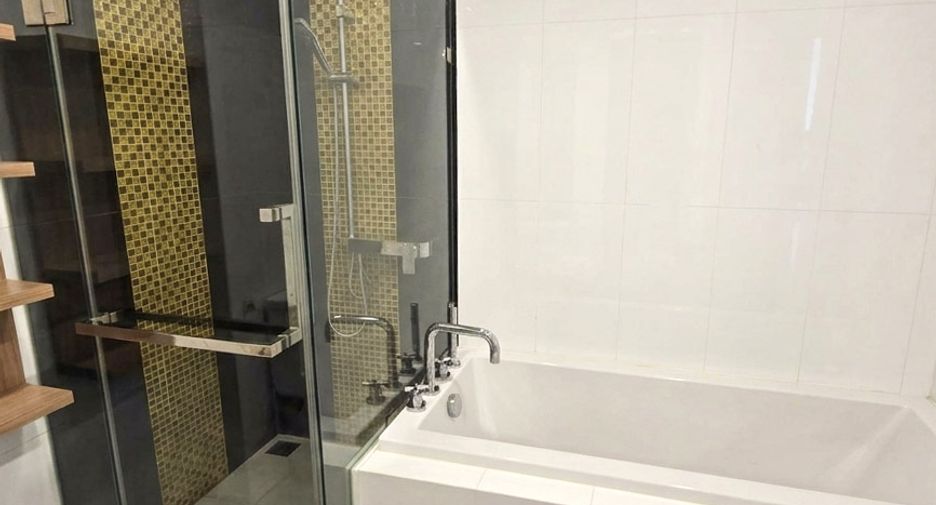 Wohnung zum Kauf mit 1 Zimmer in Si Racha, Chonburi