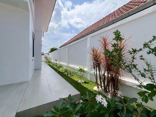Haus zum Kauf mit 4 Zimmer in Bang Lamung, Chonburi