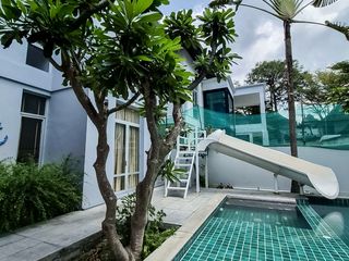 For sale 4 bedrooms house in Na Jomtien, Pattaya