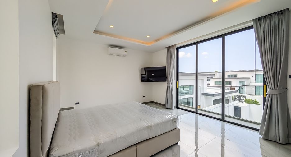 For sale 3 bedrooms house in East Pattaya, Pattaya