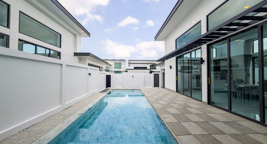 For sale 3 bedrooms house in East Pattaya, Pattaya