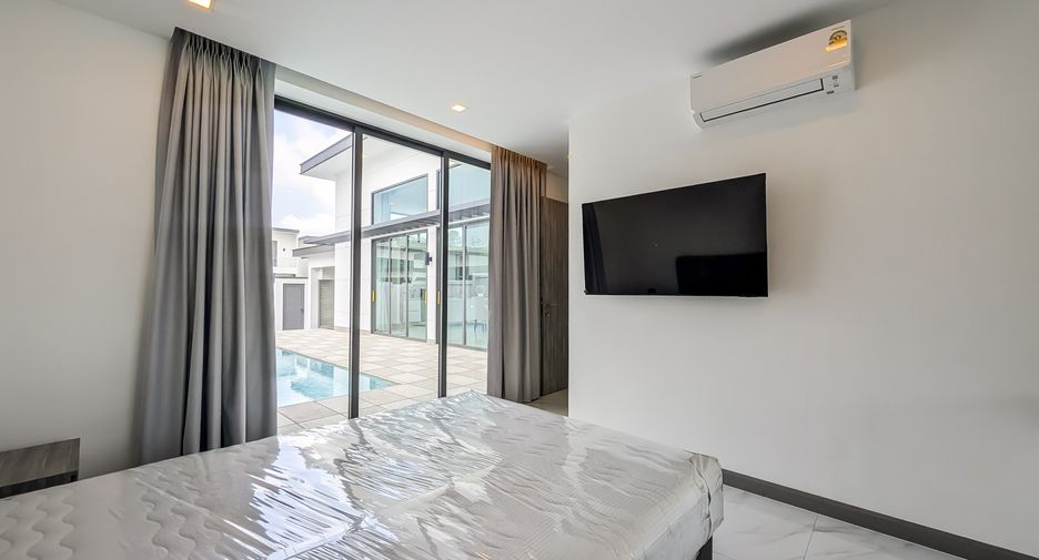 For sale 3 bedrooms house in East Pattaya, Pattaya